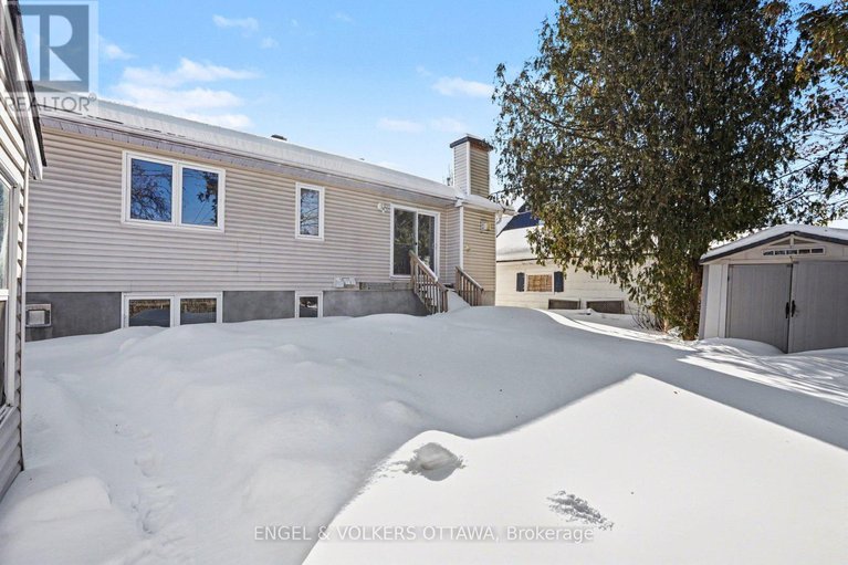 29374555/87-king-george-street/overbrookcastle-heights/ottawa/ontario/K1K1V4_29