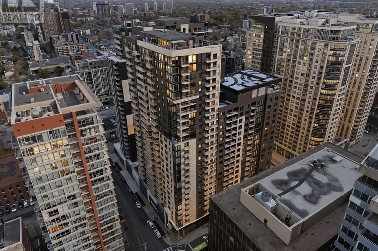 29183756/180-george-street-unit-ph208/ottawa/ontario/K1N0G8_41