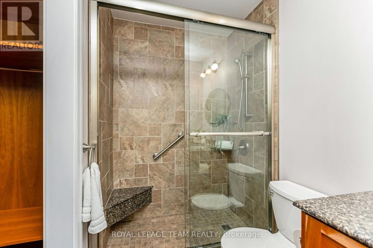 27888455/12-pellan-crescent/beaverbrook/ottawa/ontario/K2K1J5_16