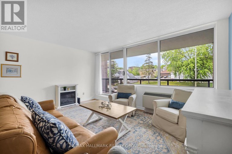 28387491/700-eagleson-road-suite-105/ottawa/ontario/K2M2G9_12