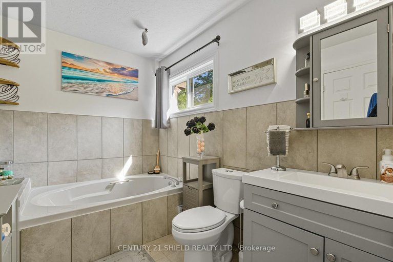 29689160/4555-glen-roy-road/south-glengarry-charlottenburgh-twp/south-glengarry/ontario/K0C1L0_33