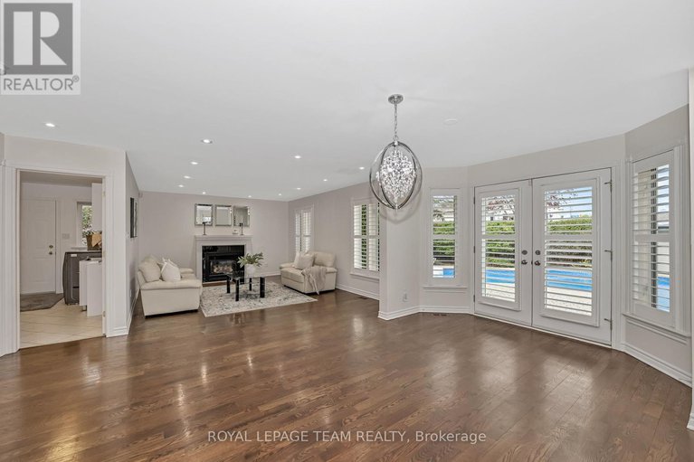 28339264/27-heritage-grove-crescent/stittsville-central/ottawa/ontario/K2S1R2_12