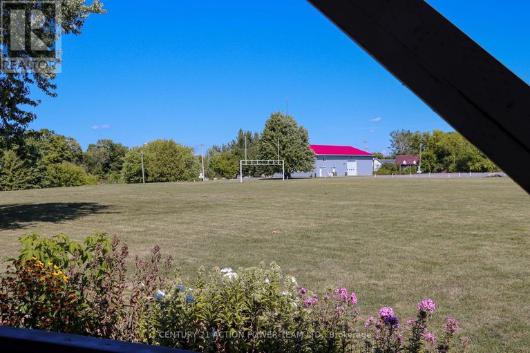 29040808/9-richer-street-w/north-stormont-finch-twp/north-stormont/ontario/K0A1R0_43