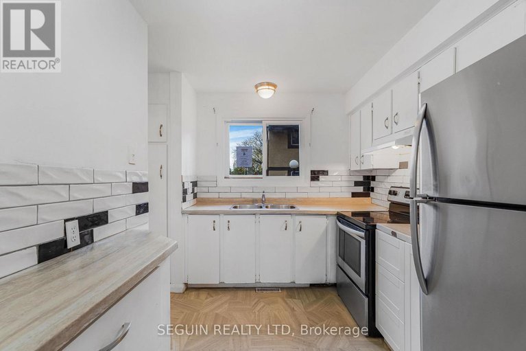 29101231/6138-brookside-lane/convent-glen-south/ottawa/ontario/K1C2K7_9