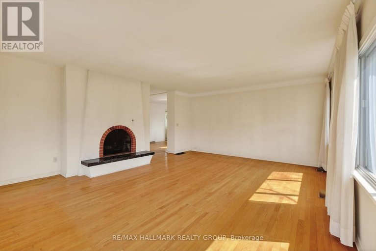 29680907/570-minto-place/rockcliffe/ottawa/ontario/K1M0A8_22