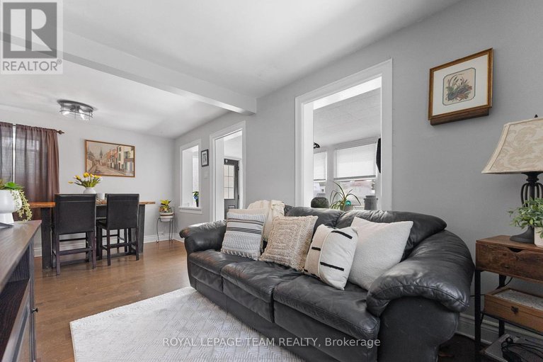 28157446/253-mclean-street/renfrew/renfrew/ontario/K7V1A9_7