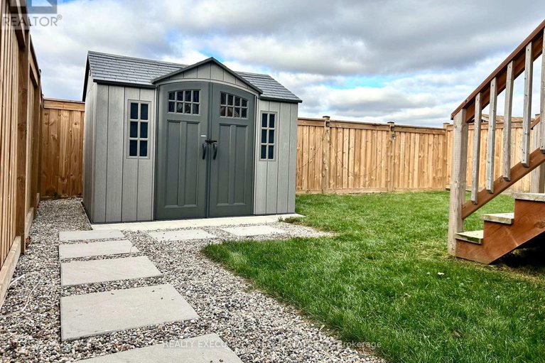 29205420/460-arora-crescent-s/winchester/north-dundas/ontario/K0C2K0_5