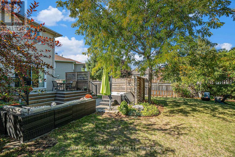 28937544/369-glenbrae-avenue/morgans-grantsouth-march/ottawa/ontario/K2W0C2_31