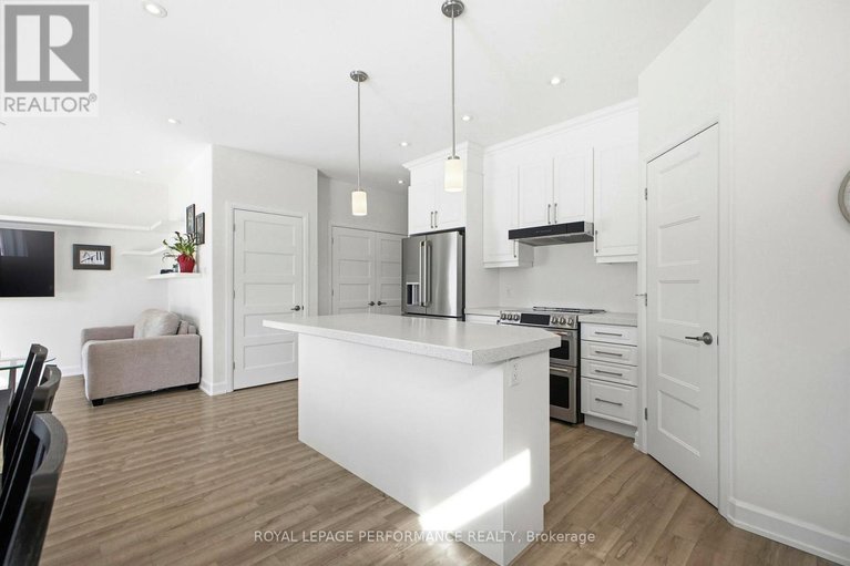 29682193/934-chablis-crescent/embrun/russell/ontario/K0A1W0_7