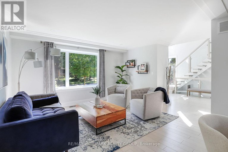 29296779/668-mansfield-avenue/laurentianview/ottawa/ontario/K2A2T6_7