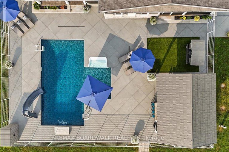 29211035/2440-emmett-road/cumberland-west/ottawa/ontario/K4C1S1_39