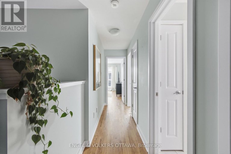 29401223/138-visor-private/emerald-meadowstrailwest/ottawa/ontario/K2V0S6_26