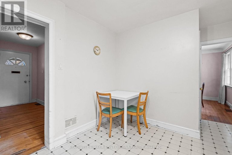 29133192/1914-norwood-avenue/faircrest-heights/ottawa/ontario/K1H5K6_16