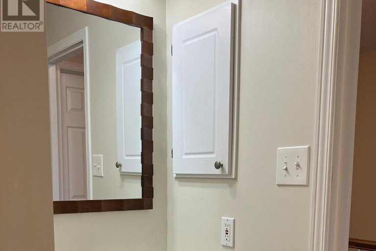 29406144/1493-lynx-crescent/fallingbrookpineridge/ottawa/ontario/K4A3Y9_17