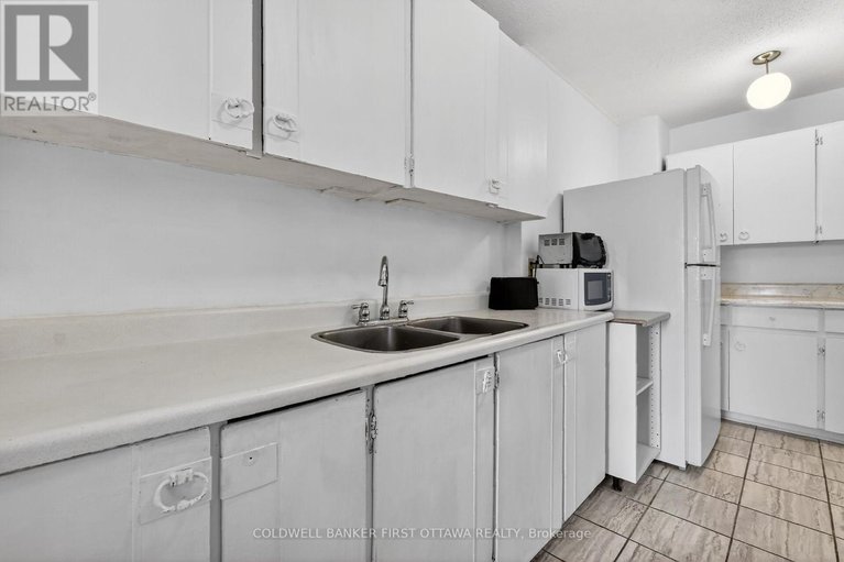 29449932/17-300-stone-quarry-private-s/carson-meadows/ottawa/ontario/K1K3Y2_29