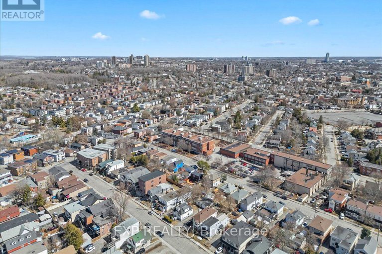 28154545/146-laval-street/vanier/ottawa/ontario/K1L7Z4_42