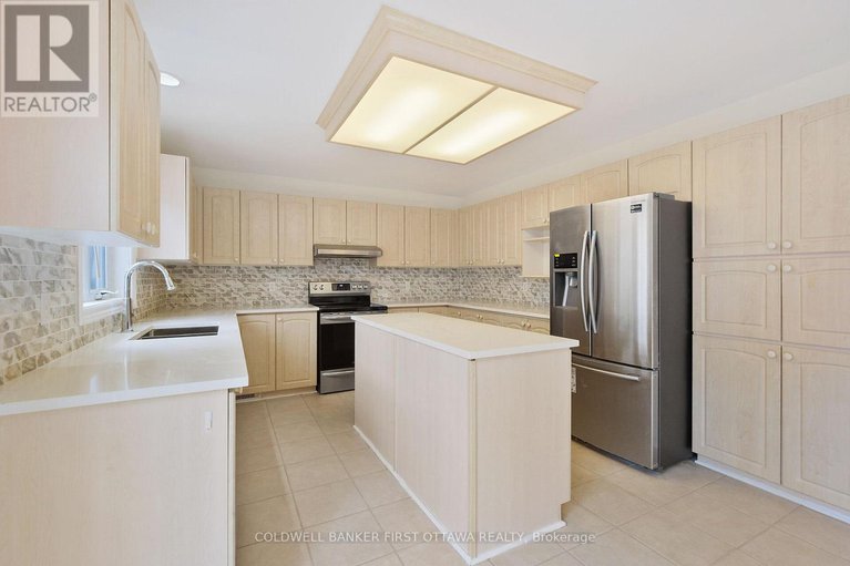 28482188/107-columbia-avenue/hunt-club/ottawa/ontario/K1V1Z3_8