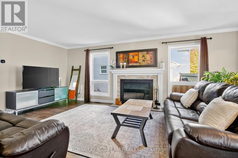 29200322/22-vesta-street/cedargrovefraserdale/ottawa/ontario/K2J3Y9_13