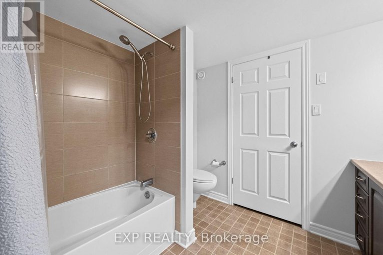 28826800/114-a-lindenshade-drive/strandherd/ottawa/ontario/K2J5R5_30