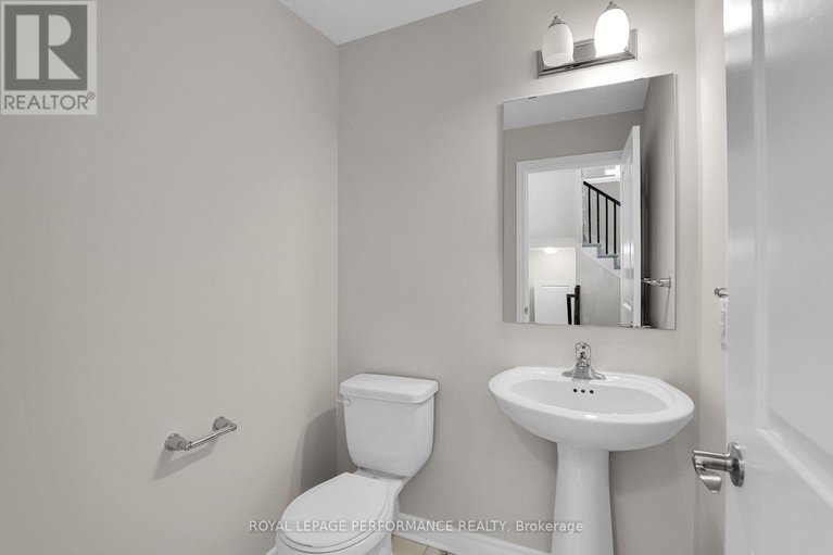 28277415/87-esban-drive/blossom-parkkemp-parkfindlay-creek/ottawa/ontario/K1X0H3_31