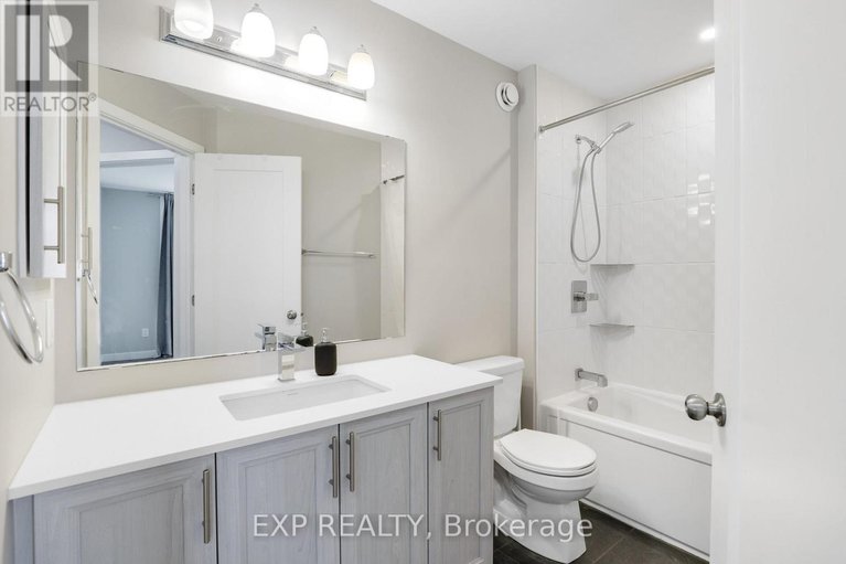 29402072/1053-lunar-glow-crescent/riverside-southgloucester-glen/ottawa/ontario/K4M0J9_26