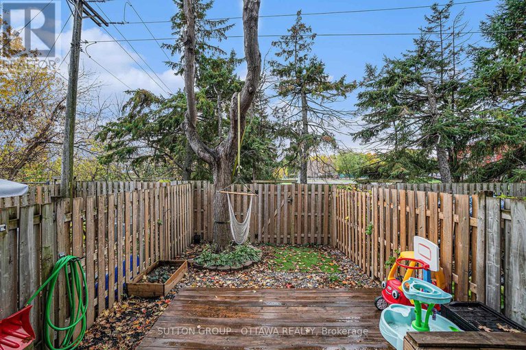 29031091/68-1045-morrison-drive/redwood-park/ottawa/ontario/K2H7L2_22