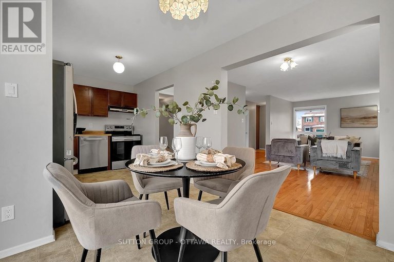 29123796/1540-bourcier-drive/bilberry-creekqueenswood-heights/ottawa/ontario/K1E3J2_22