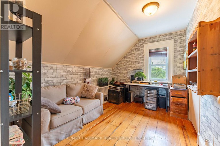 28683667/21580-seven-hills-road/north-glengarry-lochiel-twp/north-glengarry/ontario/K0B1R0_31