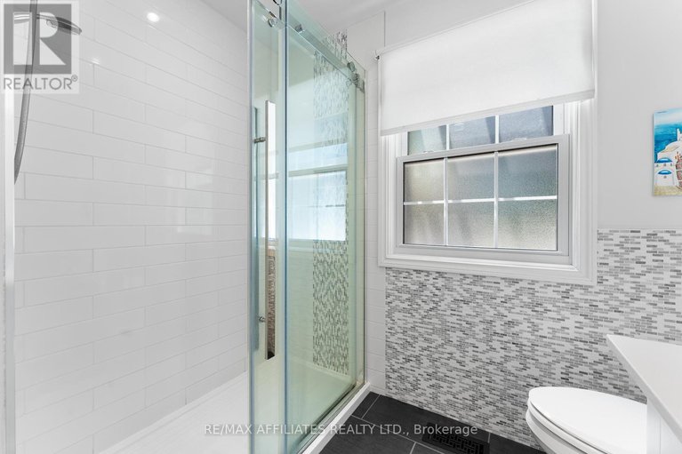 28529671/190-poole-street/mcnabbraeside-twps/mcnabbraeside/ontario/K7S1J2_29