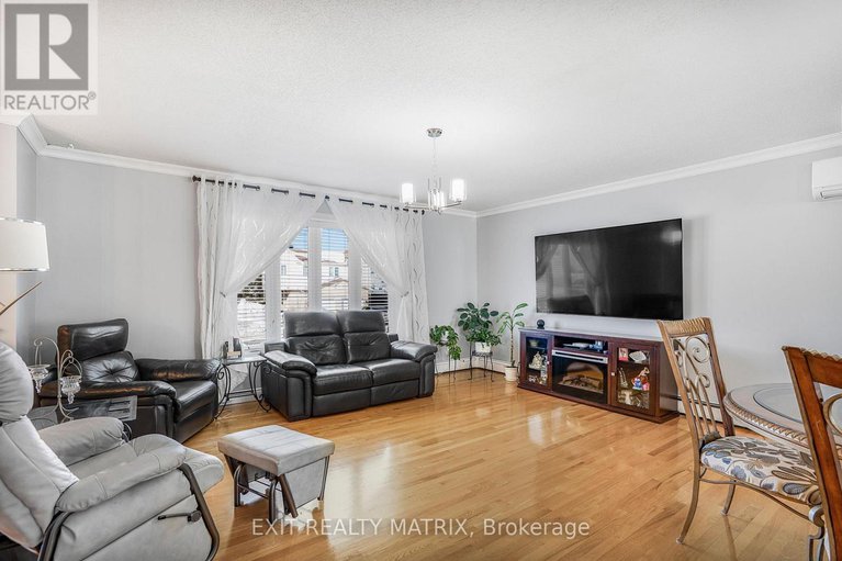 29320143/443-christine-street/hawkesbury/hawkesbury/ontario/K6A3P7_6