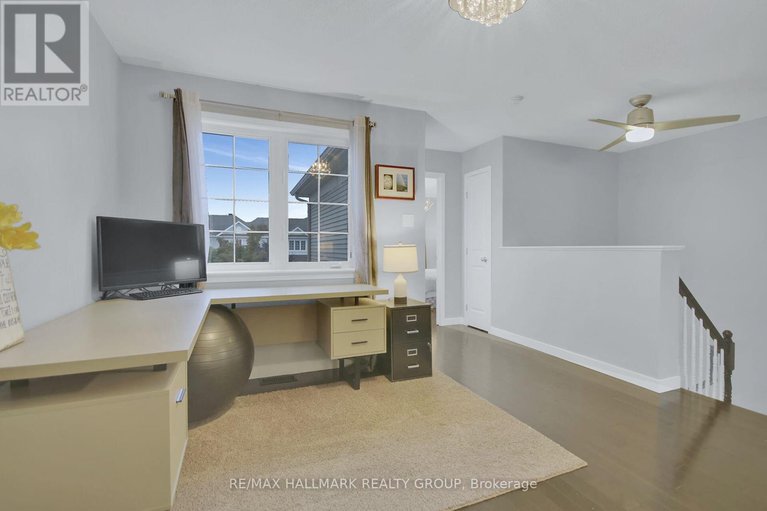 28591389/585-barrick-hill-road/emerald-meadowstrailwest/ottawa/ontario/K2M0B4_36