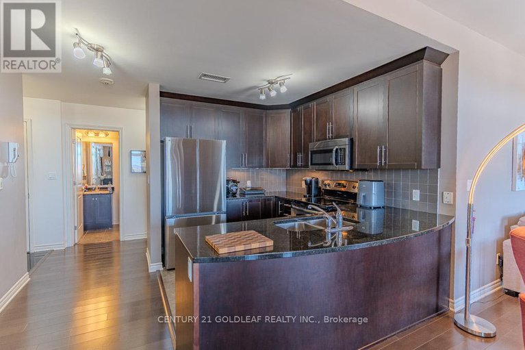 29357837/7-20-prestige-circle/chatelaine-village/ottawa/ontario/K4A0W9_4