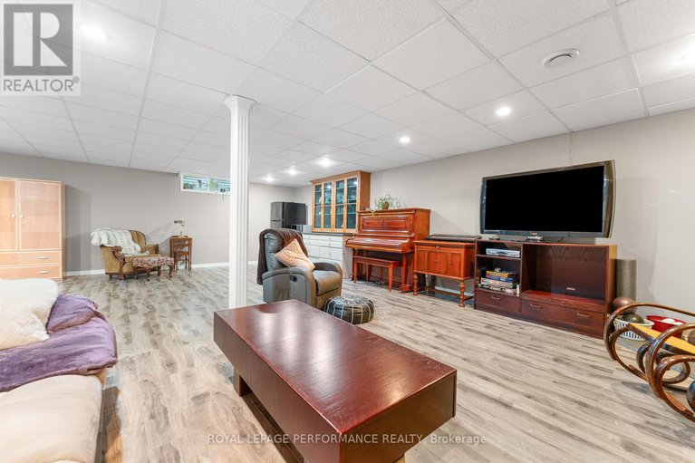 28929174/48-settlers-ridge-way/longfields/ottawa/ontario/K2J4V2_36