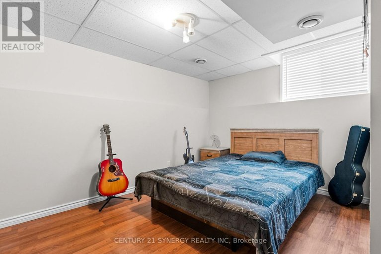 29678242/207-stiver-street/village-of-russell/russell/ontario/K4R1G9_33