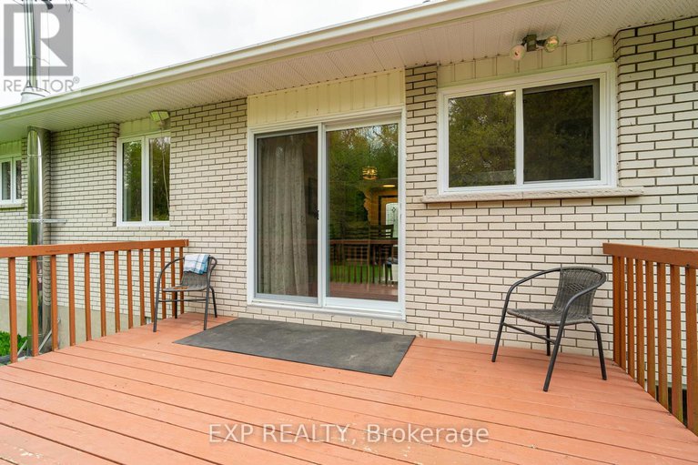 28570683/751-pattee-road/champlain-twp/champlain/ontario/K6A2R2_36