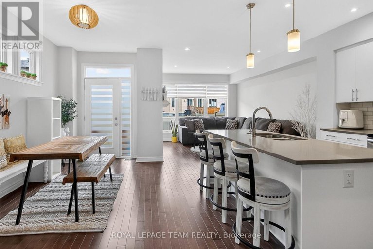 29541540/545-borbridge-avenue/riverside-southgloucester-glen/ottawa/ontario/K4M0J1_10