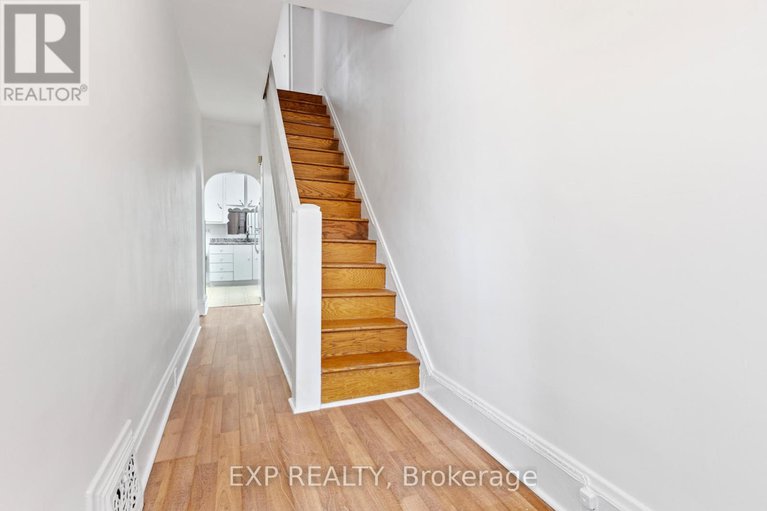 29389068/292-294-clarence-street/lower-town/ottawa/ontario/K1N5R3_21