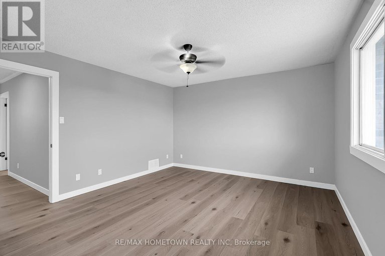 28791657/35-hustler-crescent/iroquois/south-dundas/ontario/K0E1K0_19
