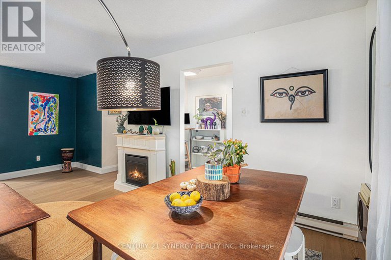 28993564/204-270-brittany-drive/viscount-alexander-park/ottawa/ontario/K1K4M3_6