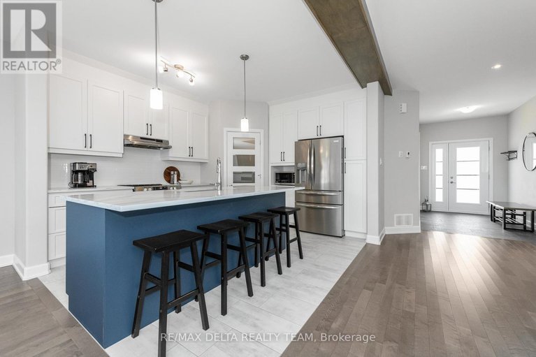 29328717/688-geneva-crescent/embrun/russell/ontario/K0A1W0_13