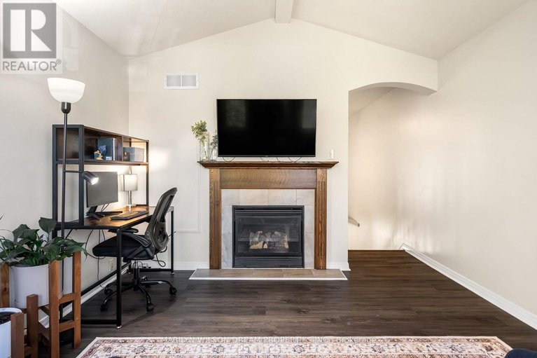 28962221/1127-marconi-avenue/morgans-grantsouth-march/ottawa/ontario/K2K0C6_21