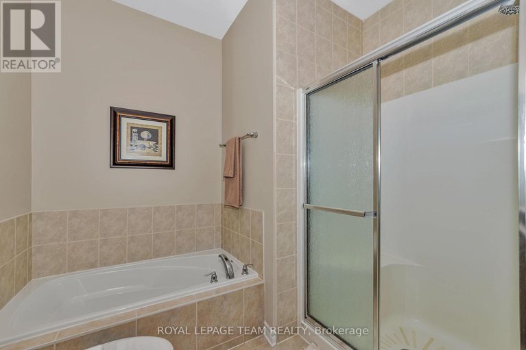 28085313/24-magnolia-way/north-grenville-twp-kemptville-south/north-grenville/ontario/K0G1J0_26