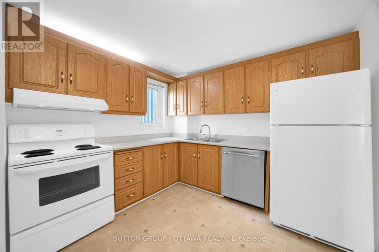 28727418/711-1171-ambleside-drive/woodroffe/ottawa/ontario/K2B8E1_22