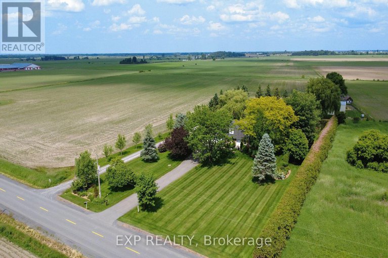 28754156/183-hamilton-road/russell-twp/russell/ontario/K4R0J1_39