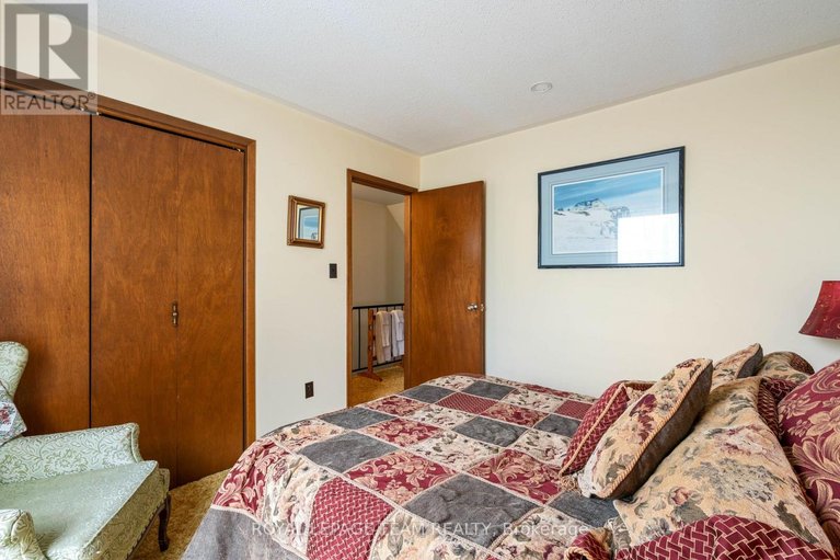 29416731/5687-cherry-street/south-dundas-williamsburgh-twp/south-dundas/ontario/K0C1X0_25