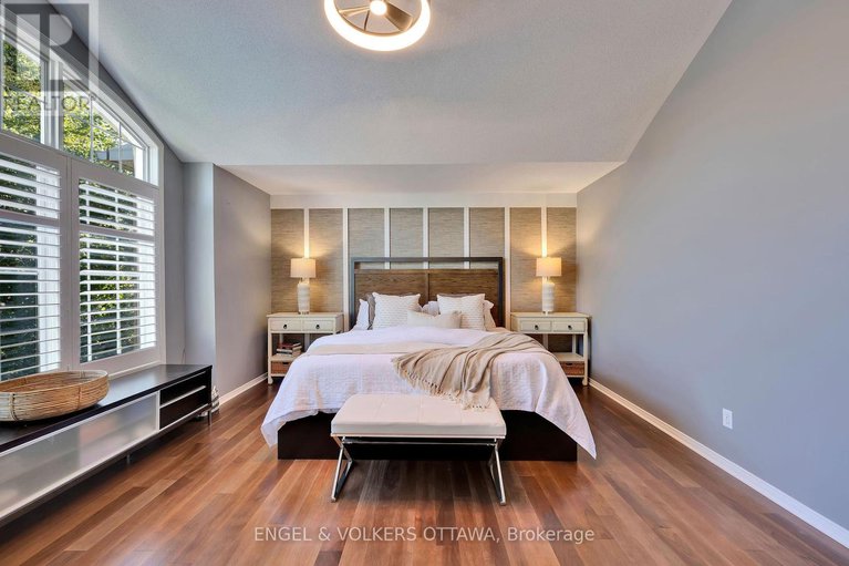 28759650/5-wynridge-place/emerald-meadowstrailwest/ottawa/ontario/K2M2S9_23