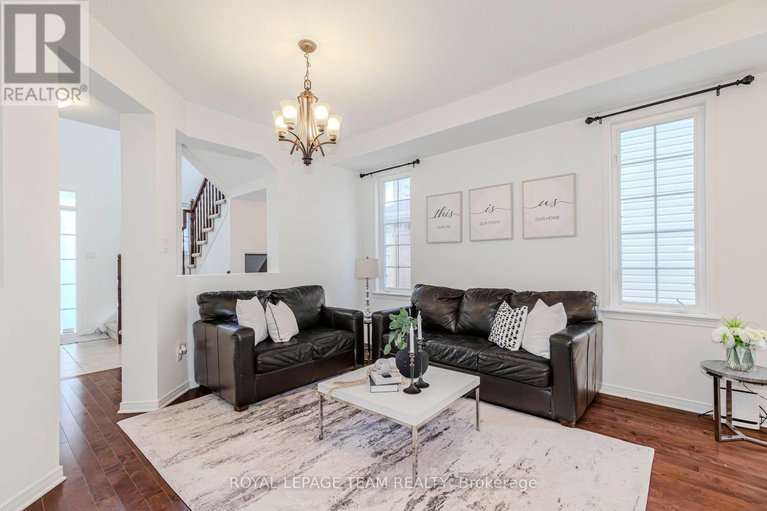 28146852/474-west-ridge-drive/stittsville-south/ottawa/ontario/K2S0L1_3