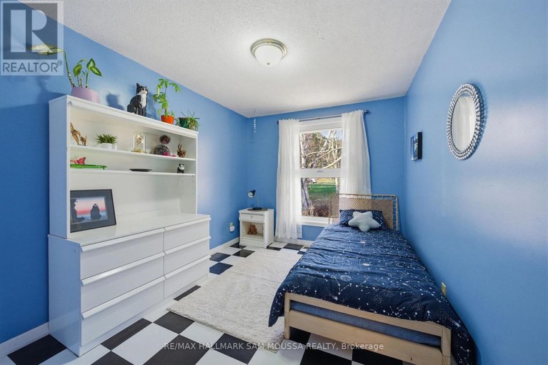 29673245/122-colonel-nicholson-lane/constance-bay/ottawa/ontario/K0A3M0_25