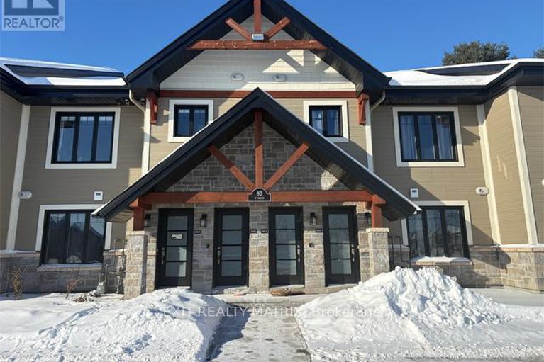 29305104/9-83-st-moritz-terrace/embrun/russell/ontario/K0A1W0_1