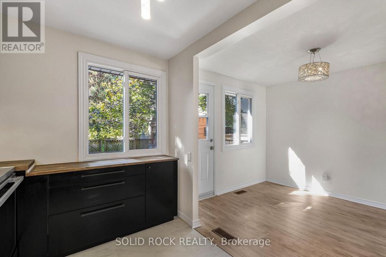 28982760/1394-lassiter-terrace/beaconwood/ottawa/ontario/K1J8N3_14